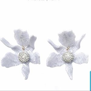Lele Sadoughi crystal lily earrings